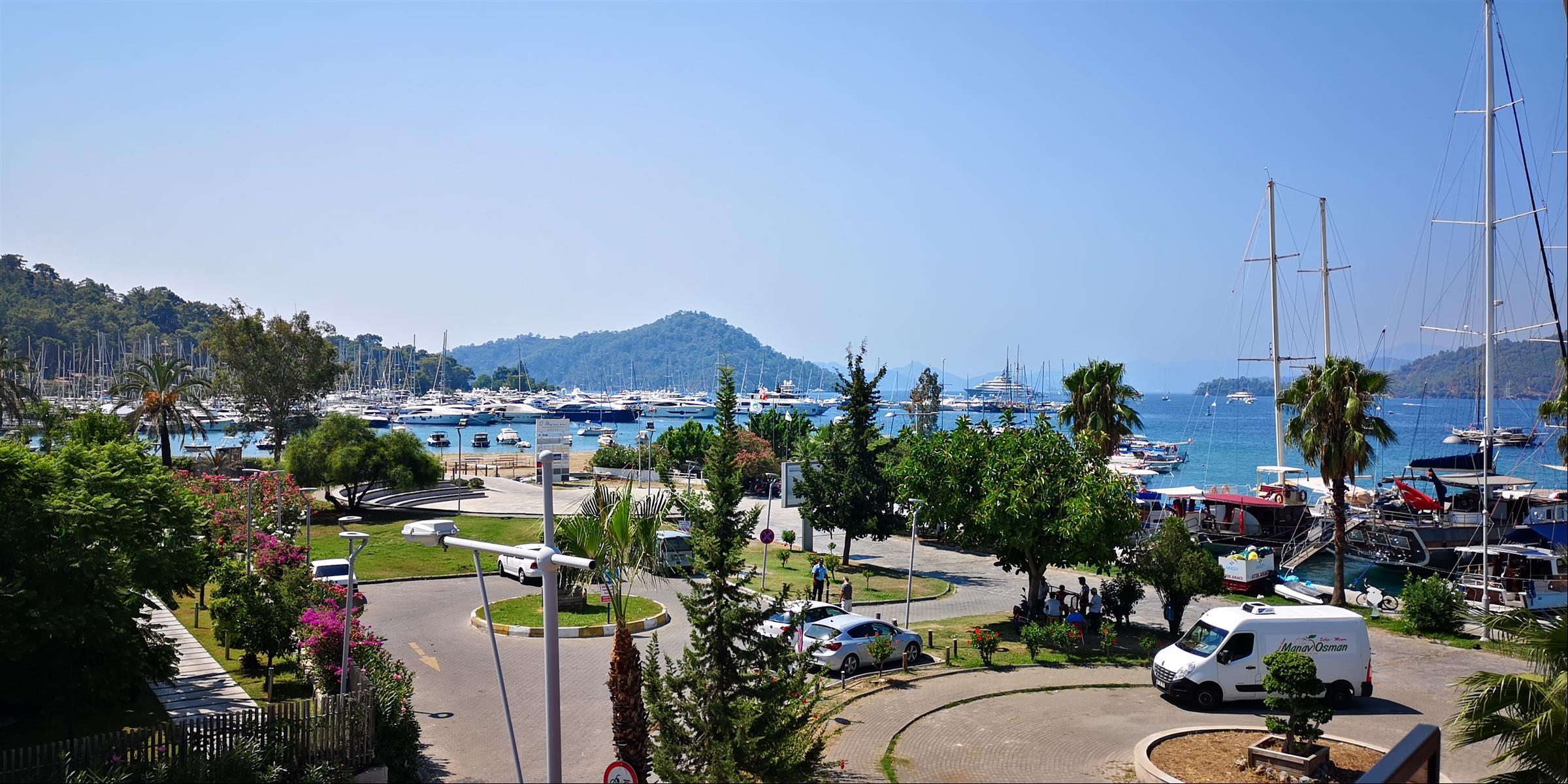 Hotel Marina Bay Goecek Экстерьер фото