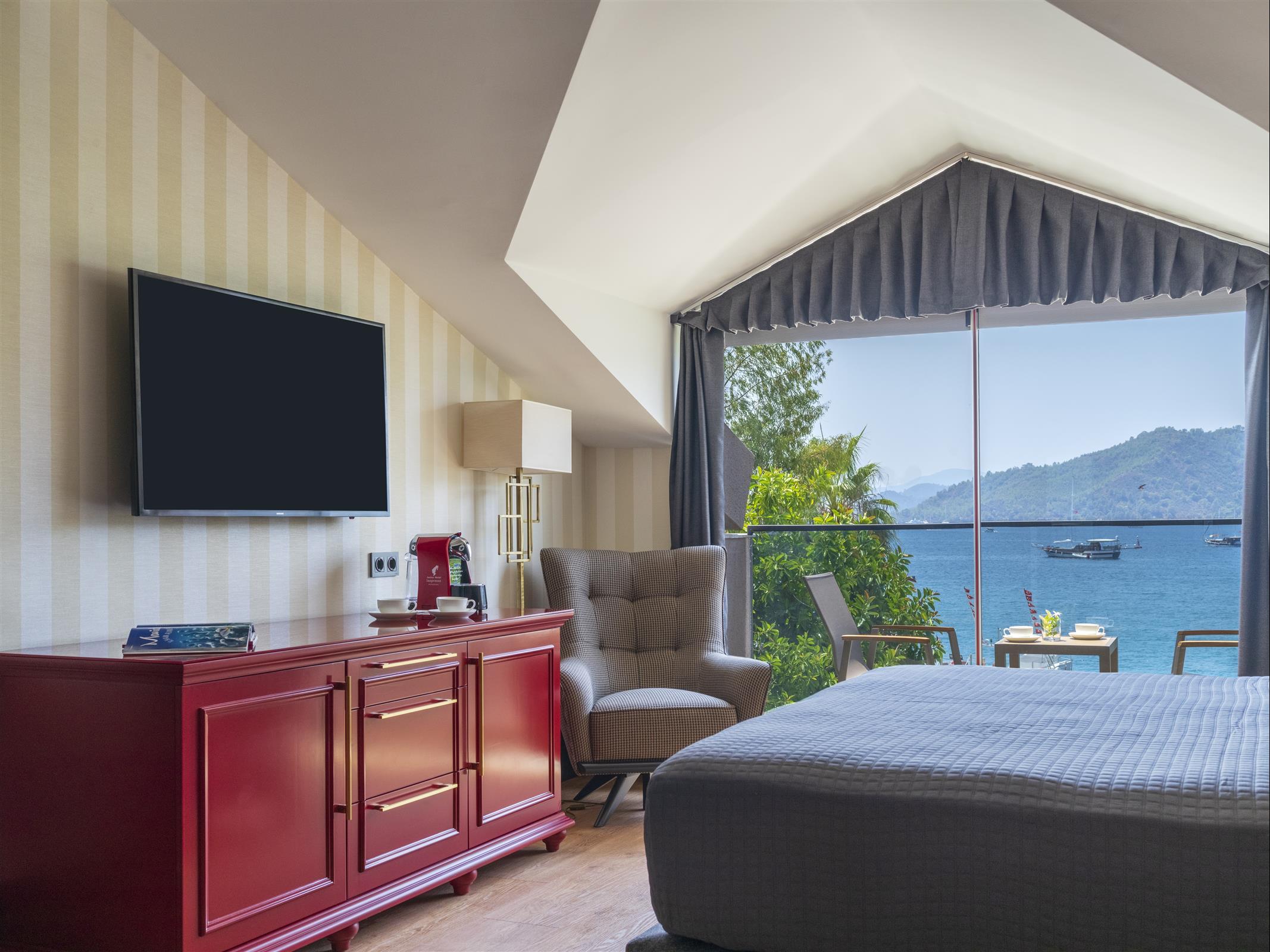Hotel Marina Bay Goecek Экстерьер фото