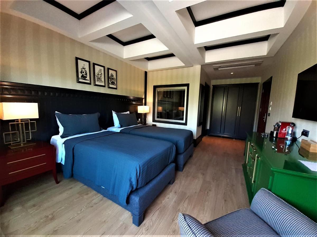 Hotel Marina Bay Goecek Экстерьер фото