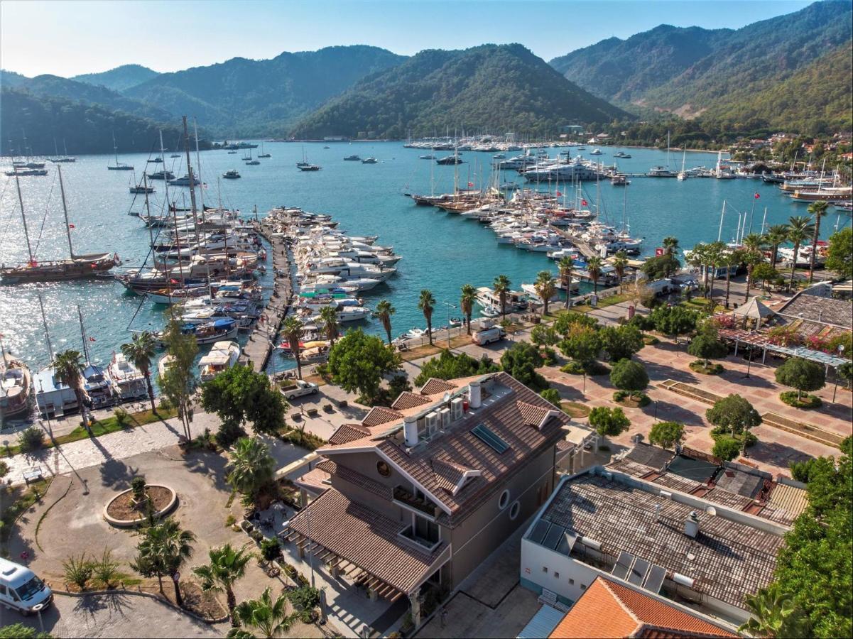 Hotel Marina Bay Goecek Экстерьер фото