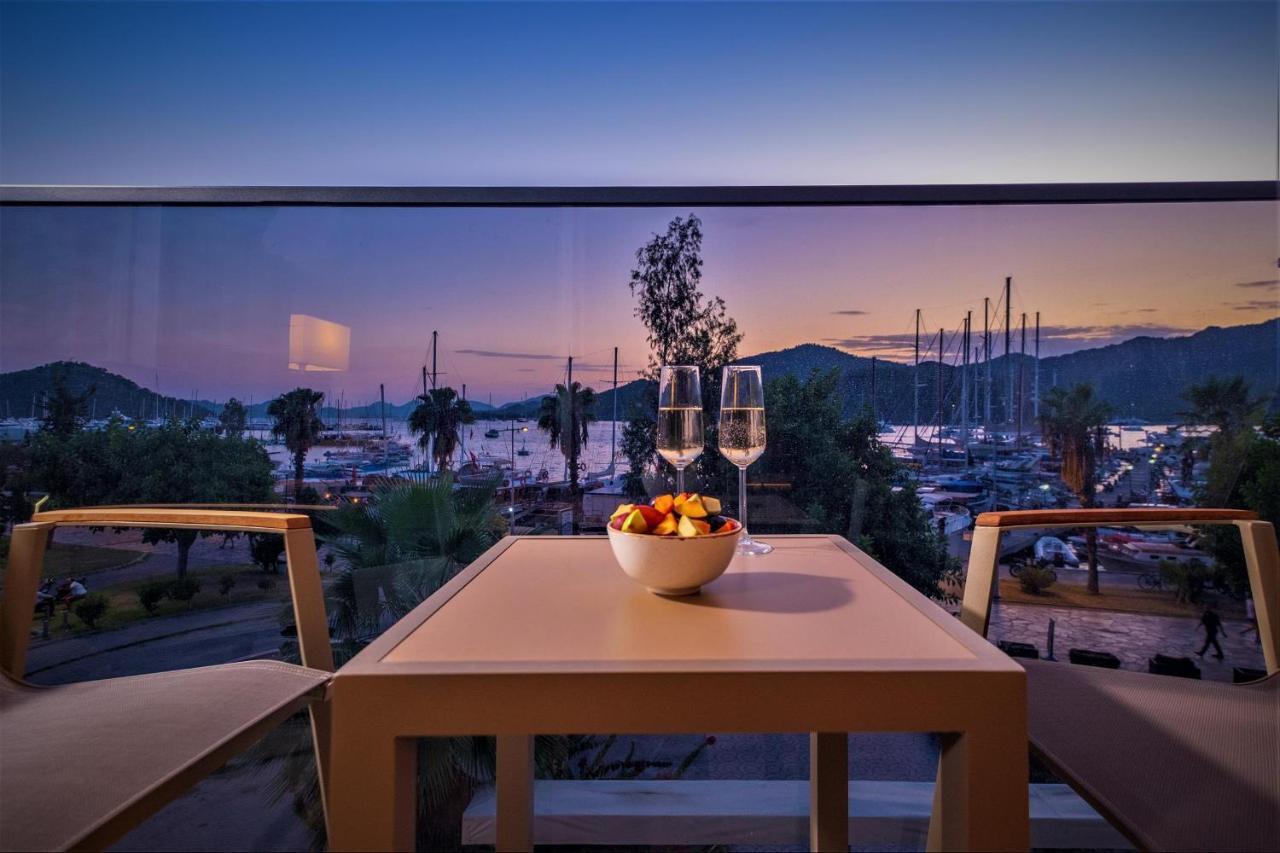Hotel Marina Bay Goecek Экстерьер фото