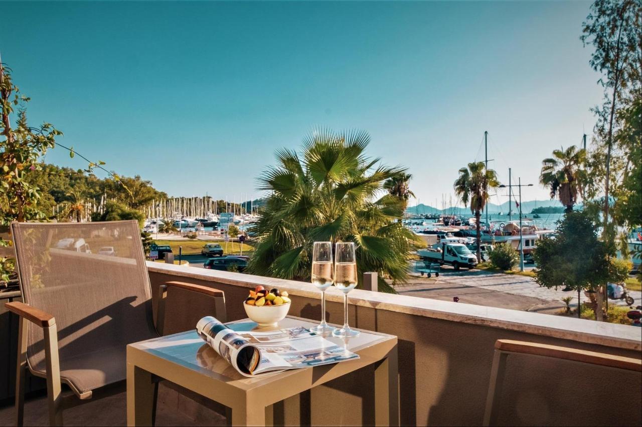Hotel Marina Bay Goecek Экстерьер фото